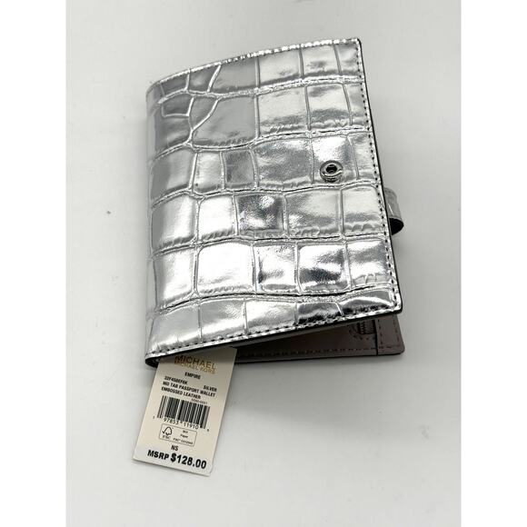 Retail $128 Michael Kors Empire Crocodile Embossed Leather Passport Wallet*NWT - Picture 2 of 7